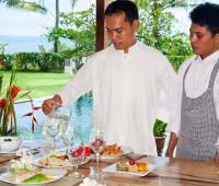 Вилла Shalimar Kalima, Завтрак бассейном